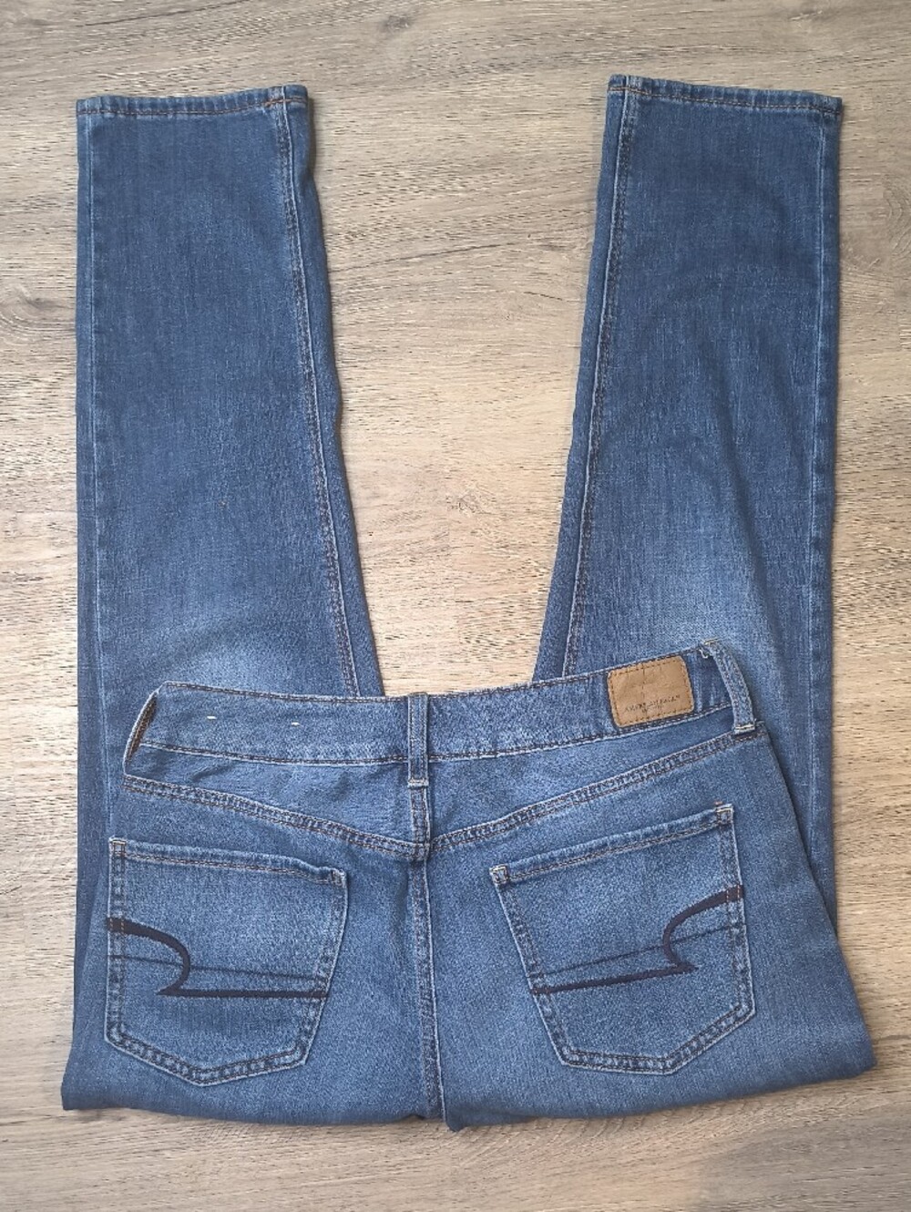 S1176 Tomgirl Casual Fit w/28" Inseam American Eagle Women's Size 6 Jeans - Picture 4 of 8
